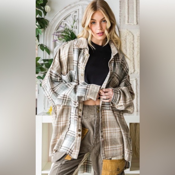 102 OLI & HALI  ❤️ WASHED MIXED PLAID RAW HEM LONG SLEEVE SHIRT SHACKET - Picture 2 of 3
